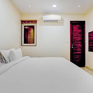 Collection O Aditya Palace Near Leisure Valley Park Gurgaon